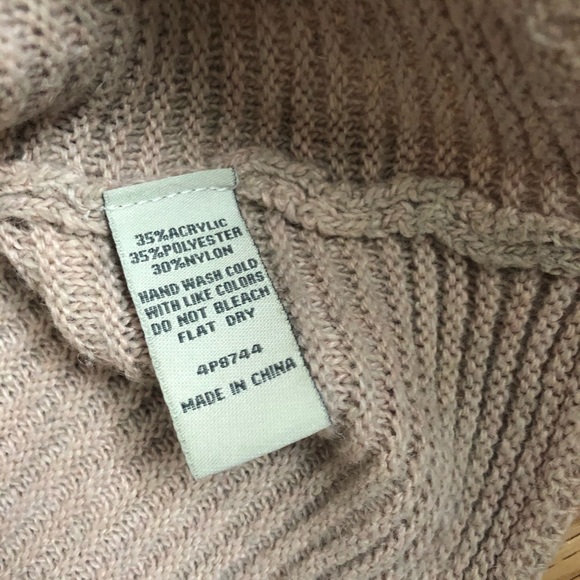 Pink Sweater - Picture 3 of 3